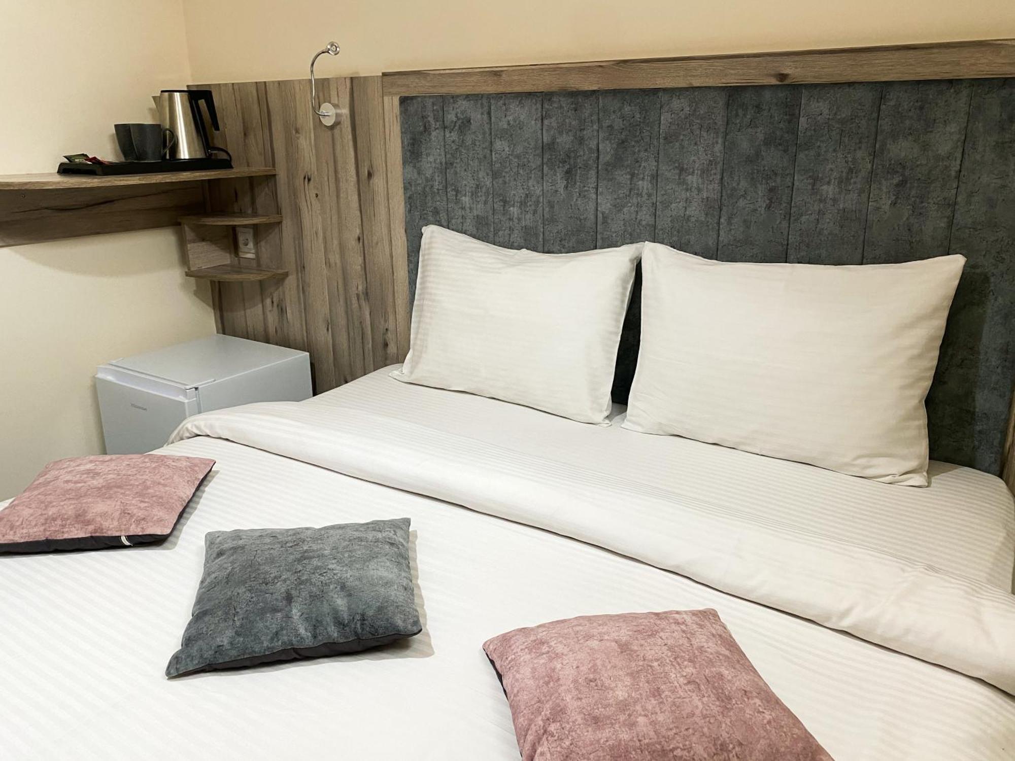 Alex Hotel Yerevan Ruang foto