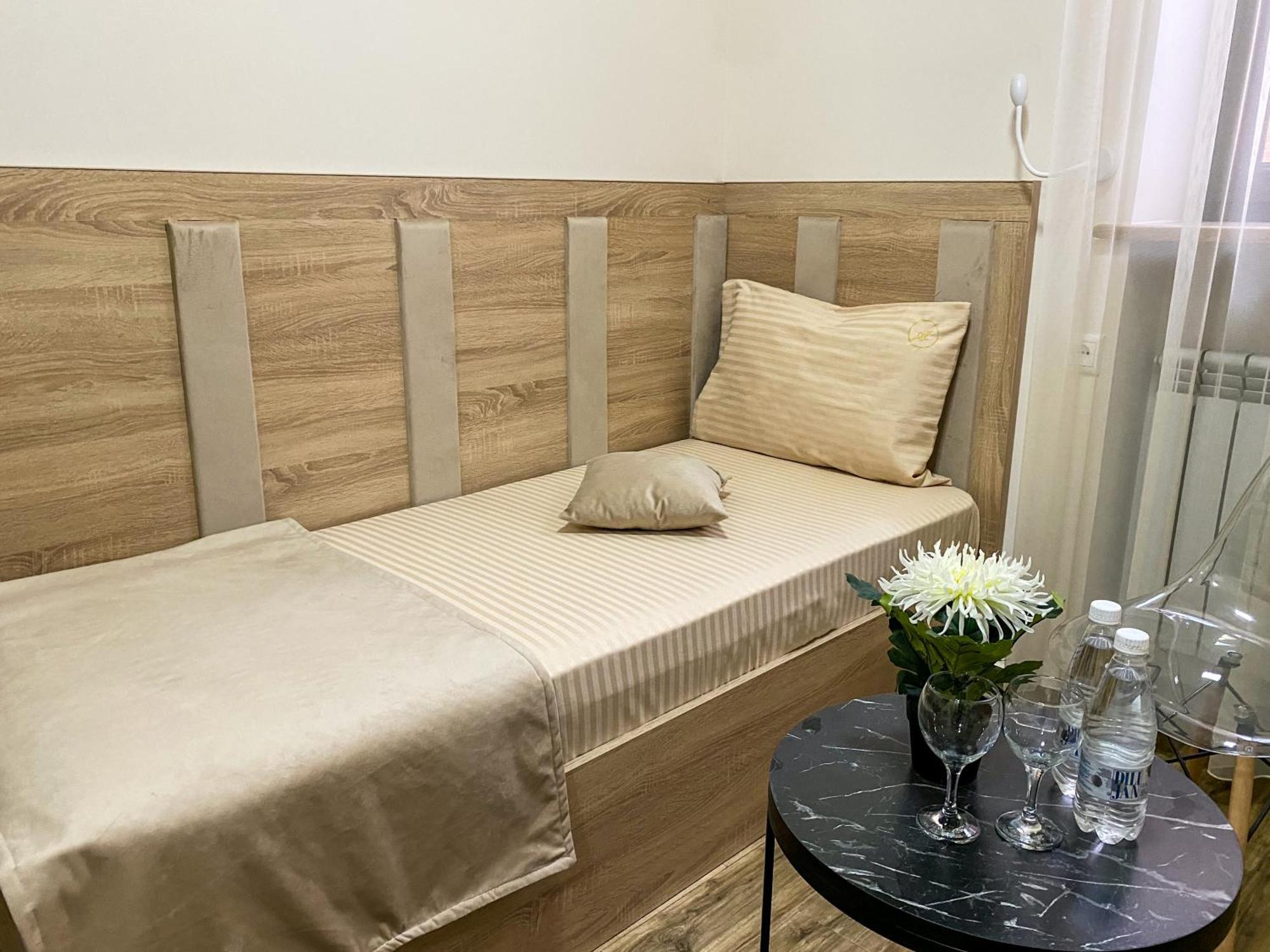 Alex Hotel Yerevan Ruang foto
