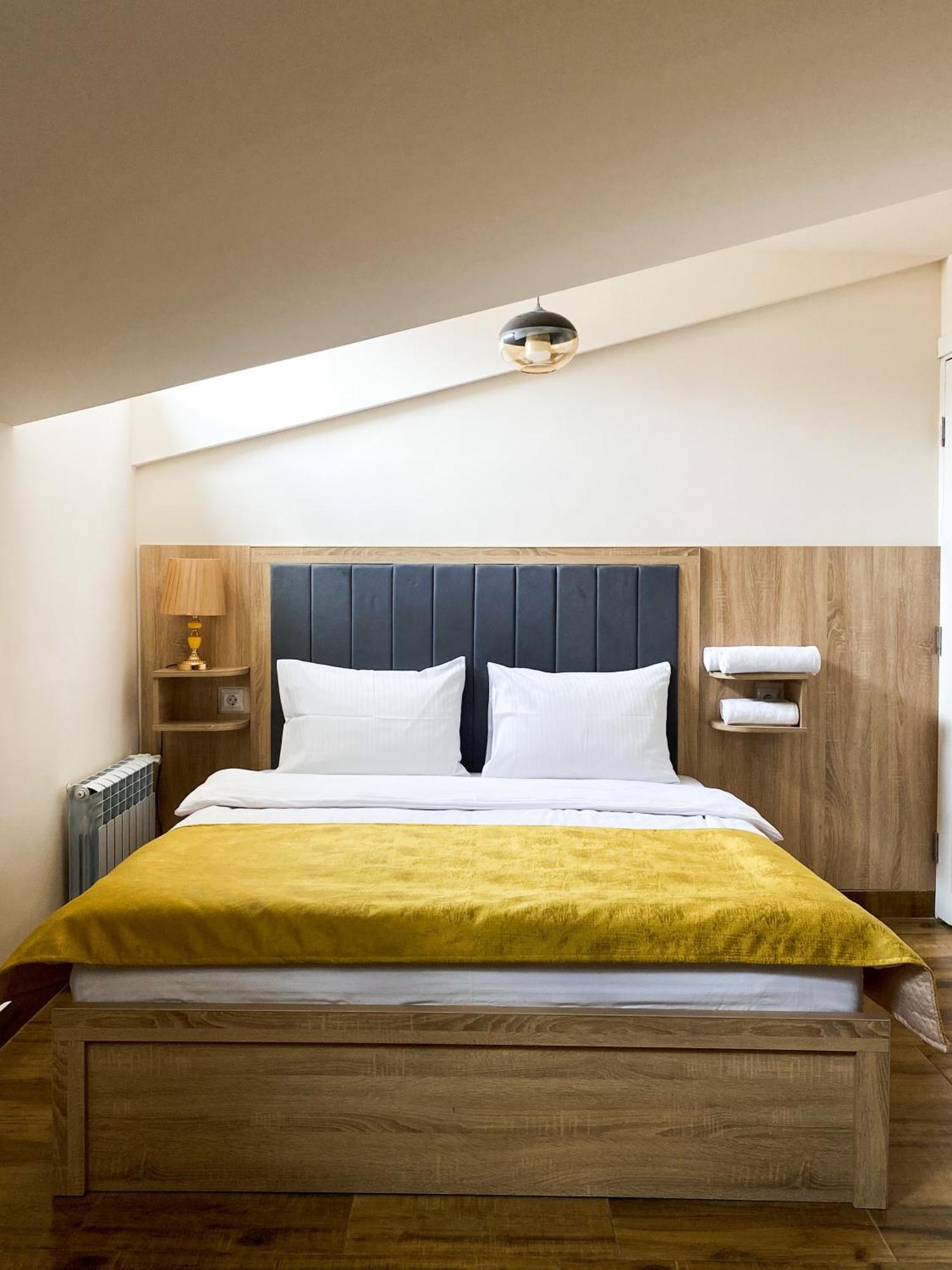 Alex Hotel Yerevan Ruang foto